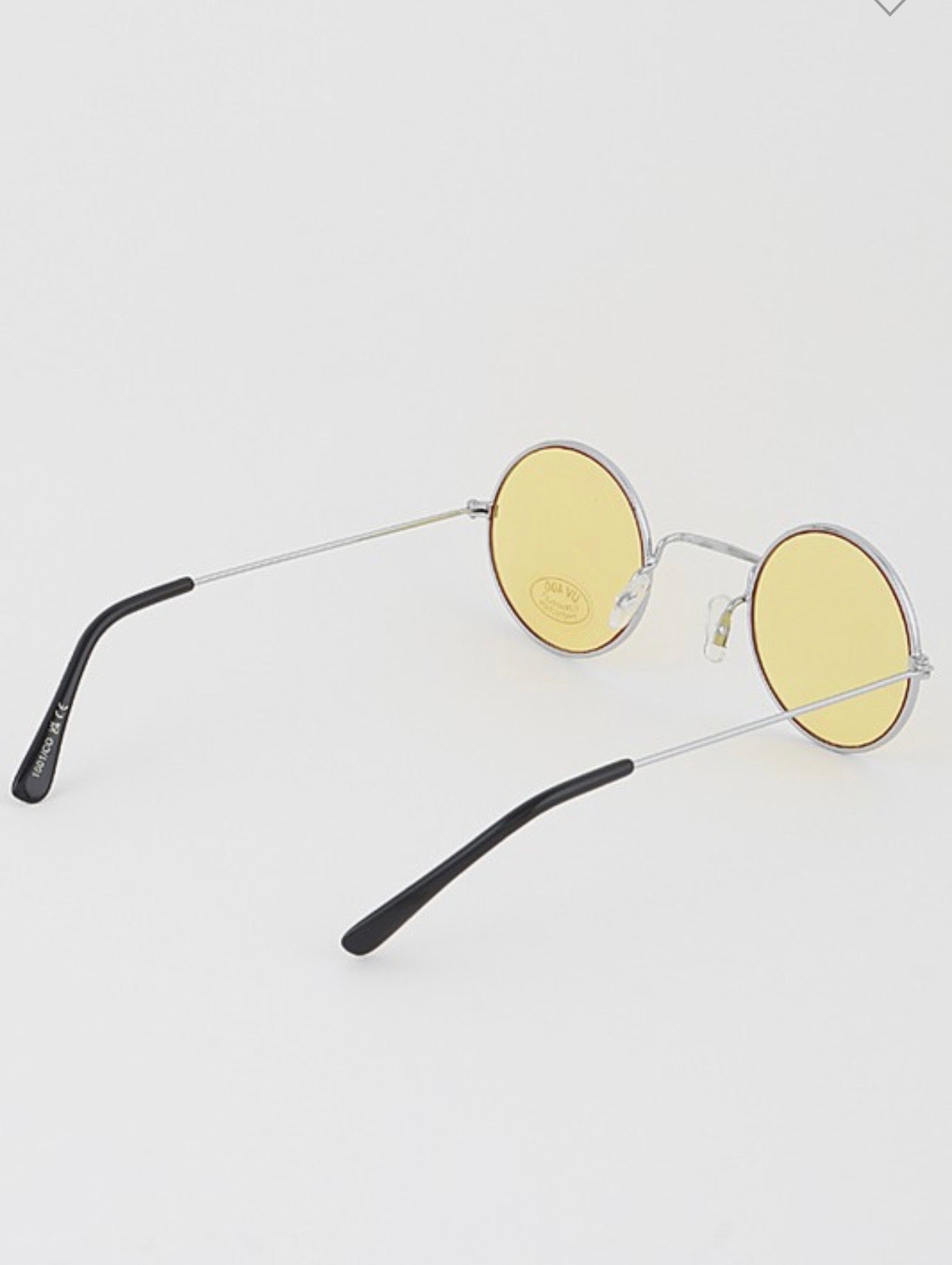 Bright tinted round sunglasses